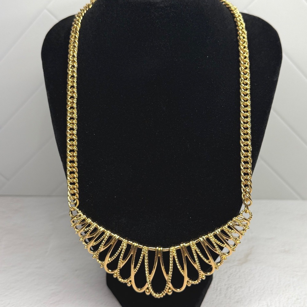 Avon Gilded Mesh Gold Tone Openwork Bib Collar Statement Necklace 1991 Vintage